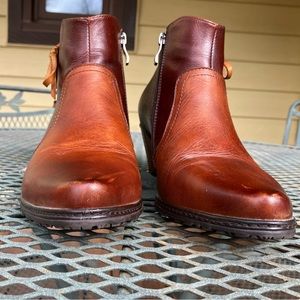 Spring Step ankle boot size wi 38 or worm’s 8.5. Gently worn.